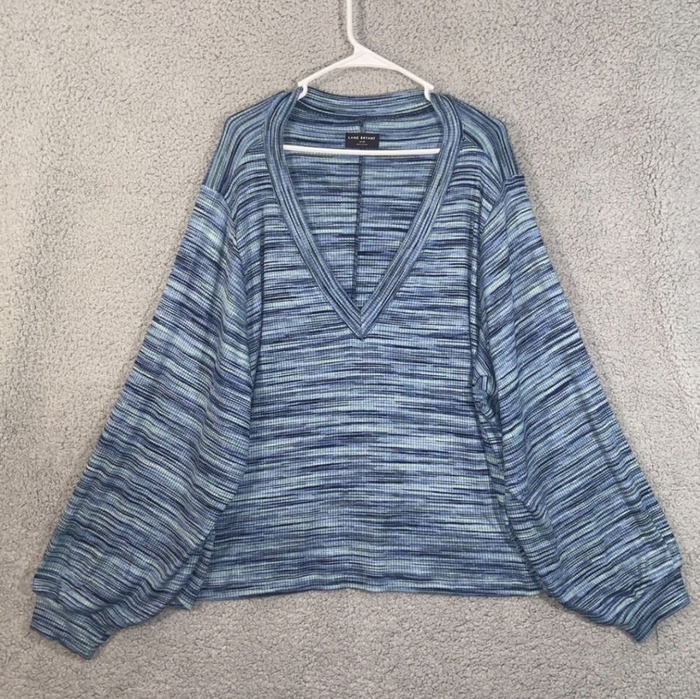 LANE BRYANT V-NECK SWEATER 🌟🫶 - Picture 3 of 9